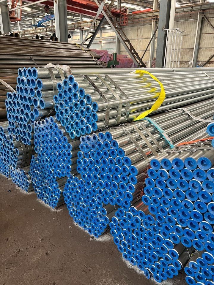Hot-dip galvanized pipes